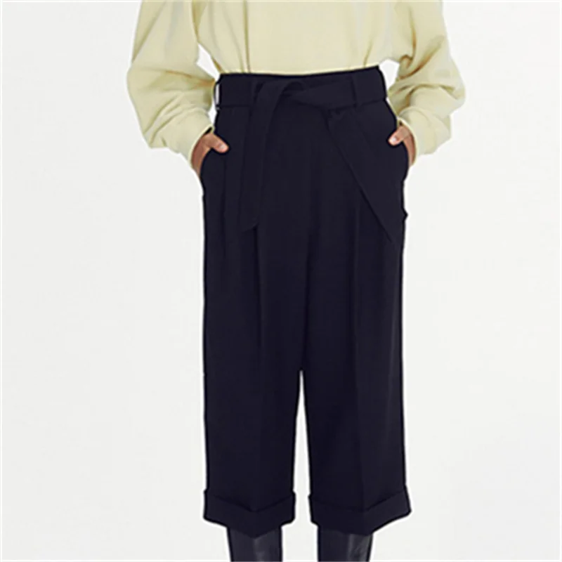 

Autumn And Winter Woolen Pants Women's Niche Designer Style Black Waist Cropped Pants