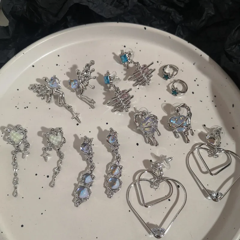 

Korean Shiny Zircon Heart Star Stud Earrings For Women Girl Cute Angel Earring Trend Party Jewelry New Year Gift