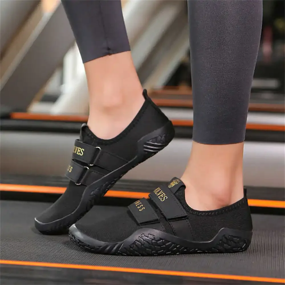 

40-41 slip resistant training shoes Skateboarding designer flats sneakers fashion men sports from famous brands due to YDX1
