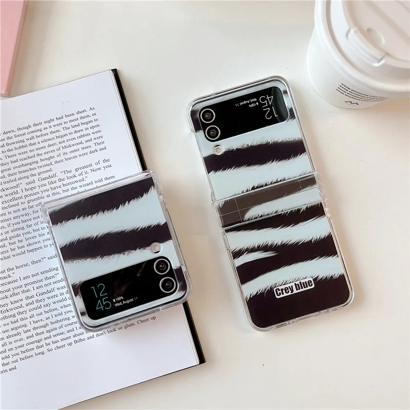 

Fresh Zebra Fur Pattern Phone Case for Samsung Galaxy Z Flip 3 Z Flip 4 Hard PC Back Cover for ZFlip3 ZFlip4 Case Shell