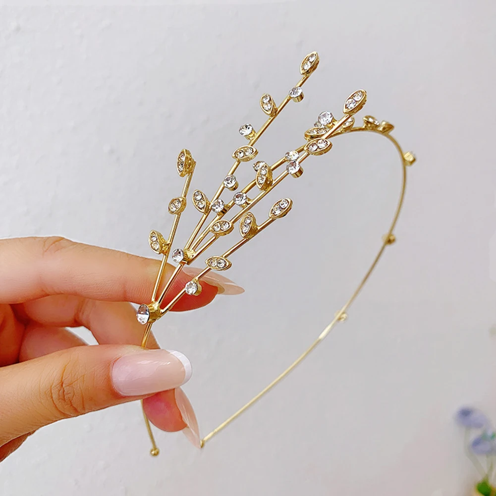 

Искусственные кристаллы, искусственные волосы, украшения для волос