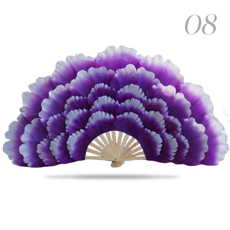 

Большой складной веер из бамбука с лепестками пионов