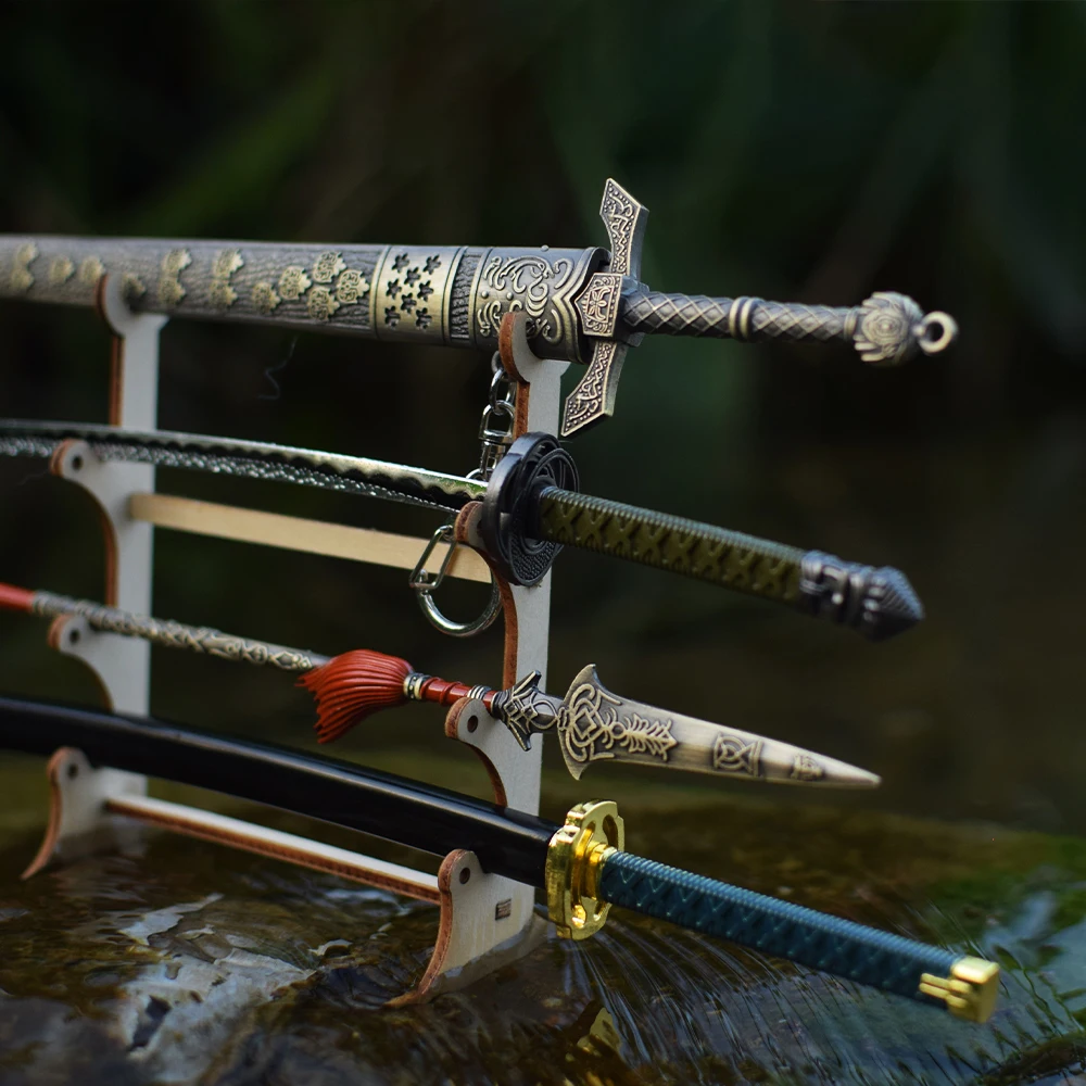 

22cm Japanese Katana Weapon Collection Anime Game Peripheral Metal Samurai Swords Japanese Royal Katana Weapon Model Gifts Toys