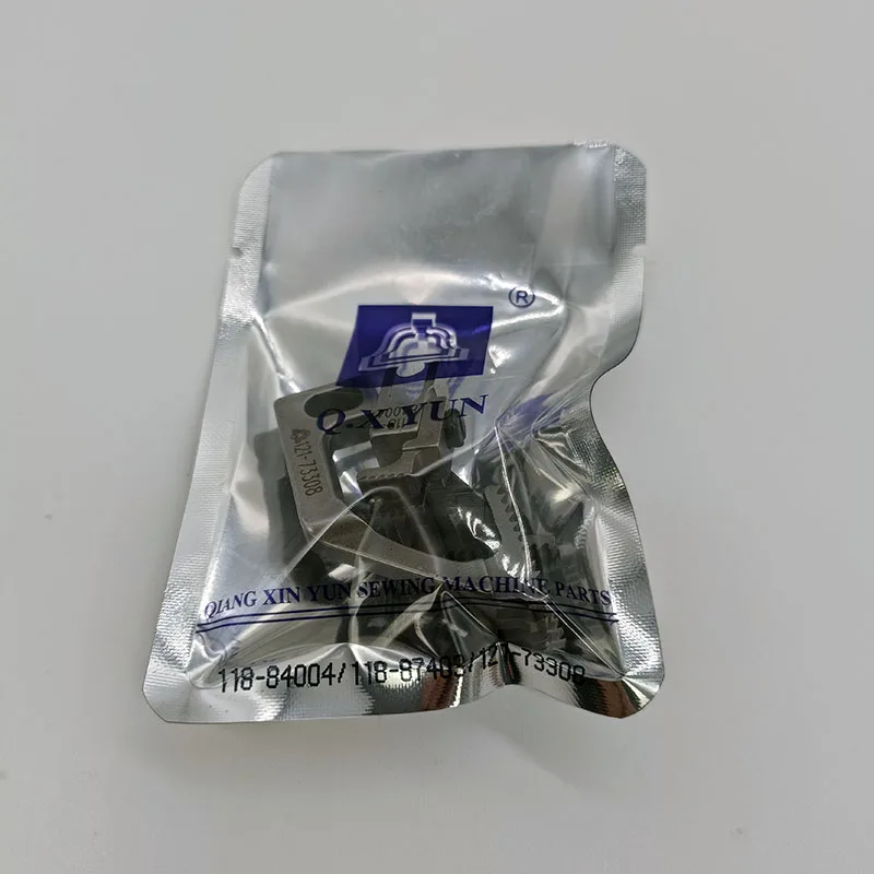 Sewing Machine Parts tooth Feed Dog 121-73308 118-84004 JUKI MO-6716 Overlock |