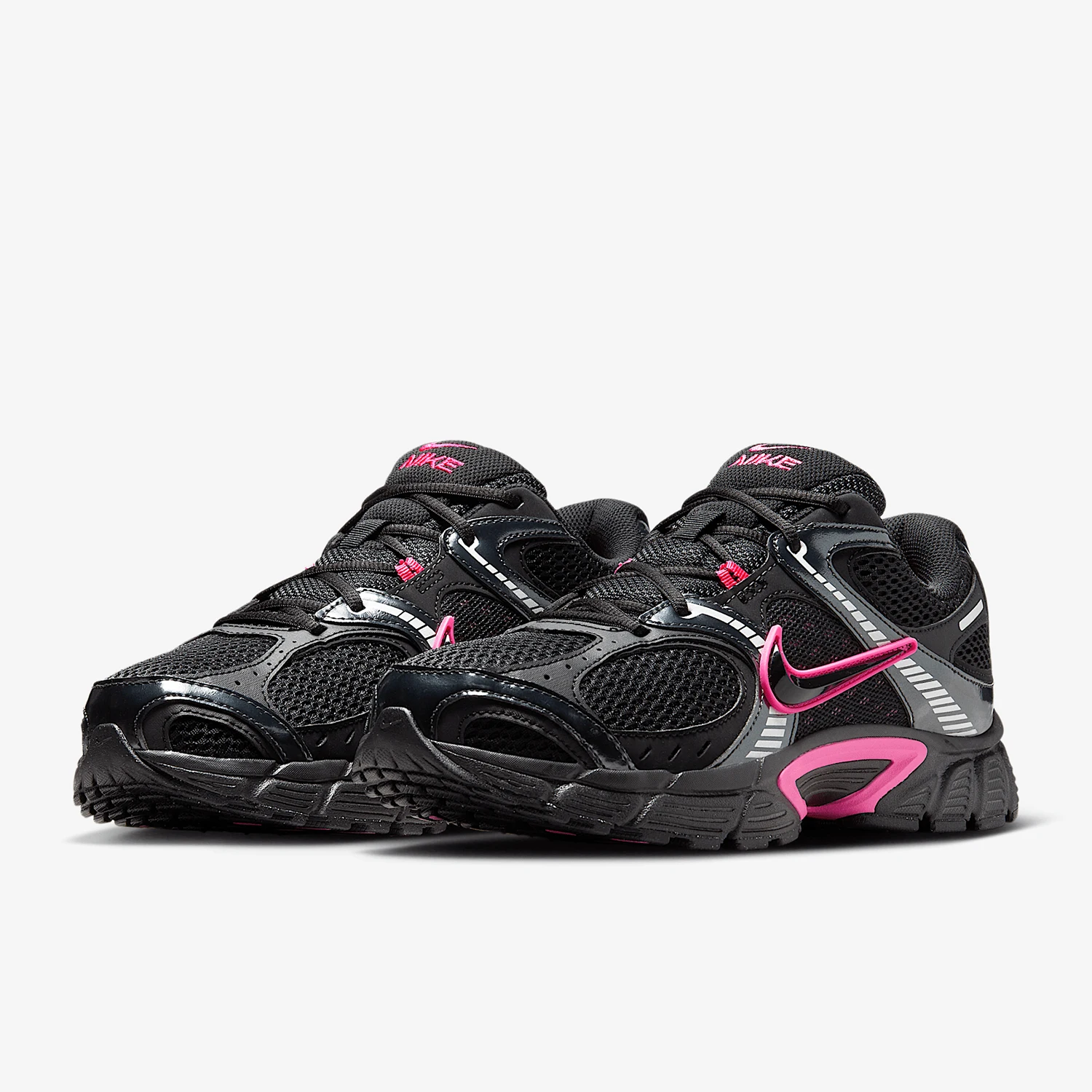 Фото Оригинальные мужские легкие амортизирующие кроссовки Nike V5 RNR в стиле ретро HJ5228-007 №1