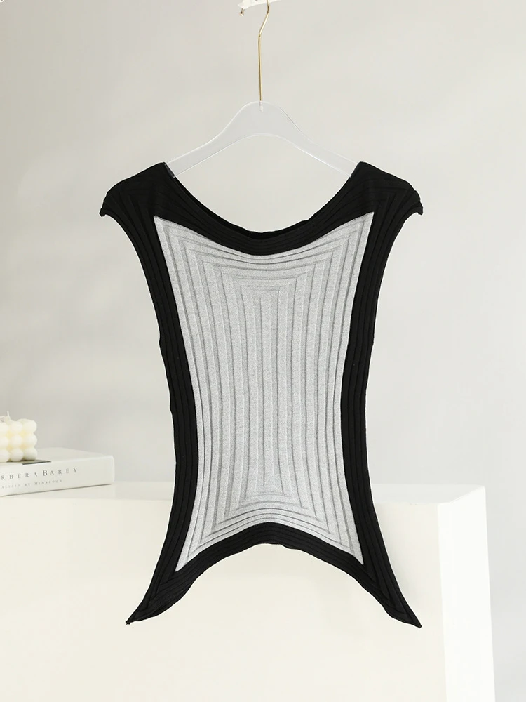 Женская плиссированная футболка GVUW с V-образным вырезом без рукавов цветным