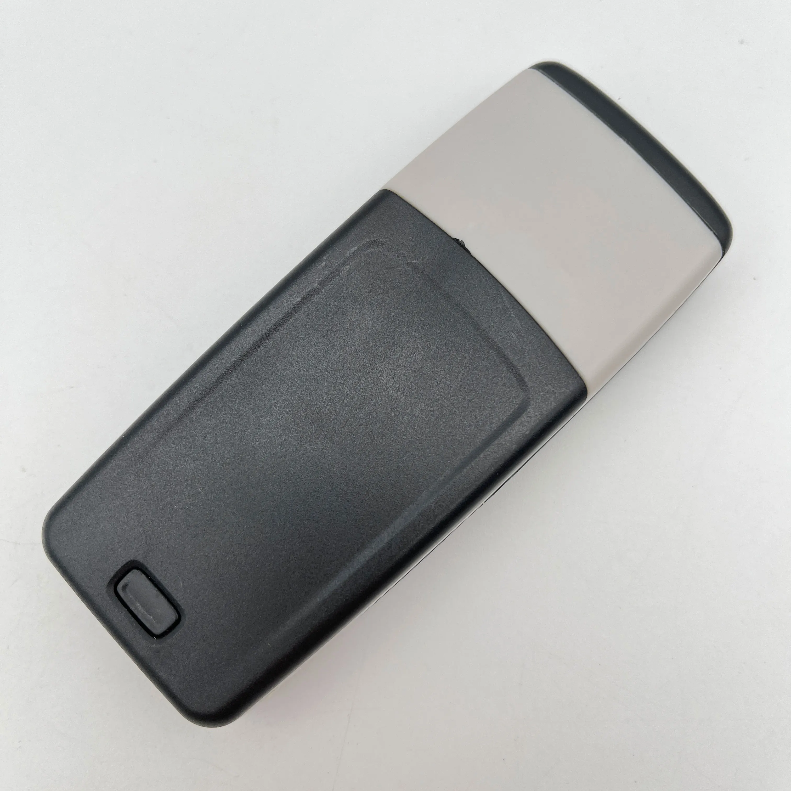 Фото Восстановленный оригинальный мобильный телефон 1112 2G, разблокированный GSM 900/1800, с русской, арабской, ивритской клавиатурой, произведено в Финляндии №3