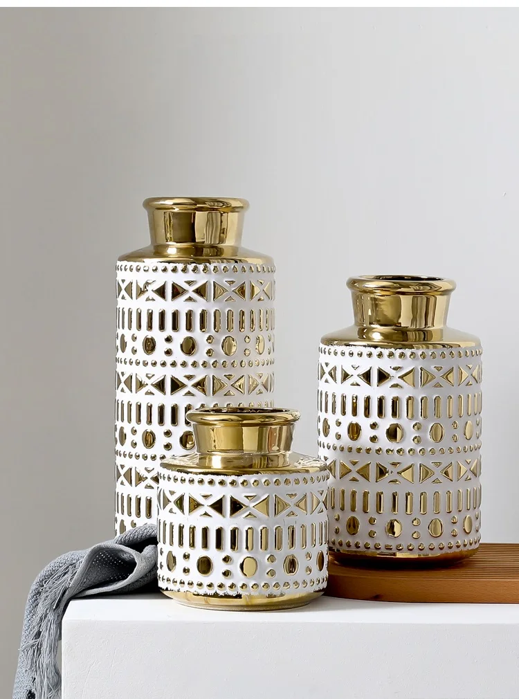 Luxury Europe Ceramic Vase Home Decor Creative Design Porcelain Decorative Flower Vase For Wedding Decoration 1