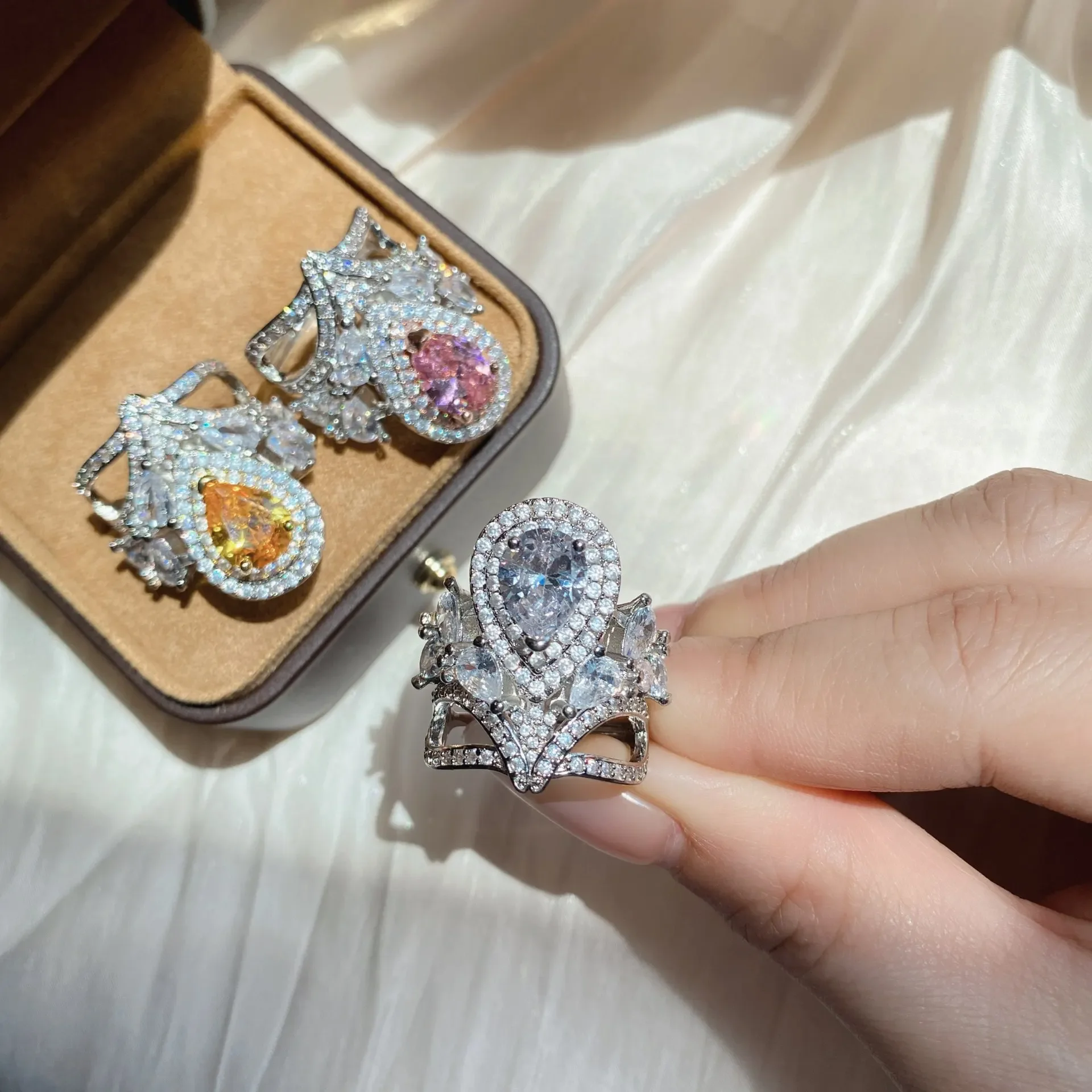 MDLTrendy модное кольцо в Европе и США с темпераментом инкрустированное бриллиантами