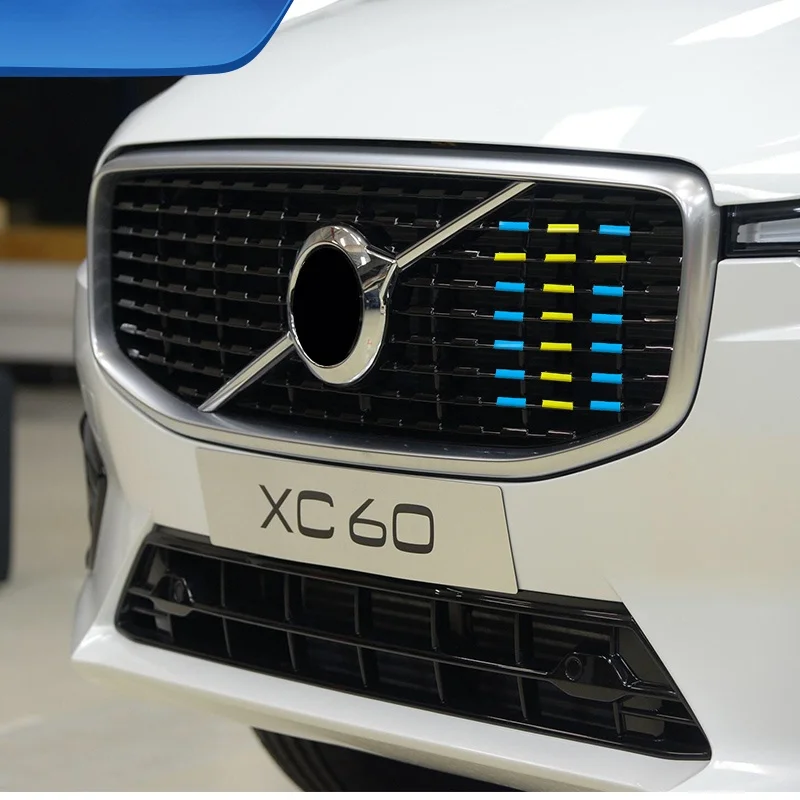 

Для volvo xc60 s90 xc40 xc90 R-D версия sportiva cina grilia striscia Трехцветная декоративная для автомобиля