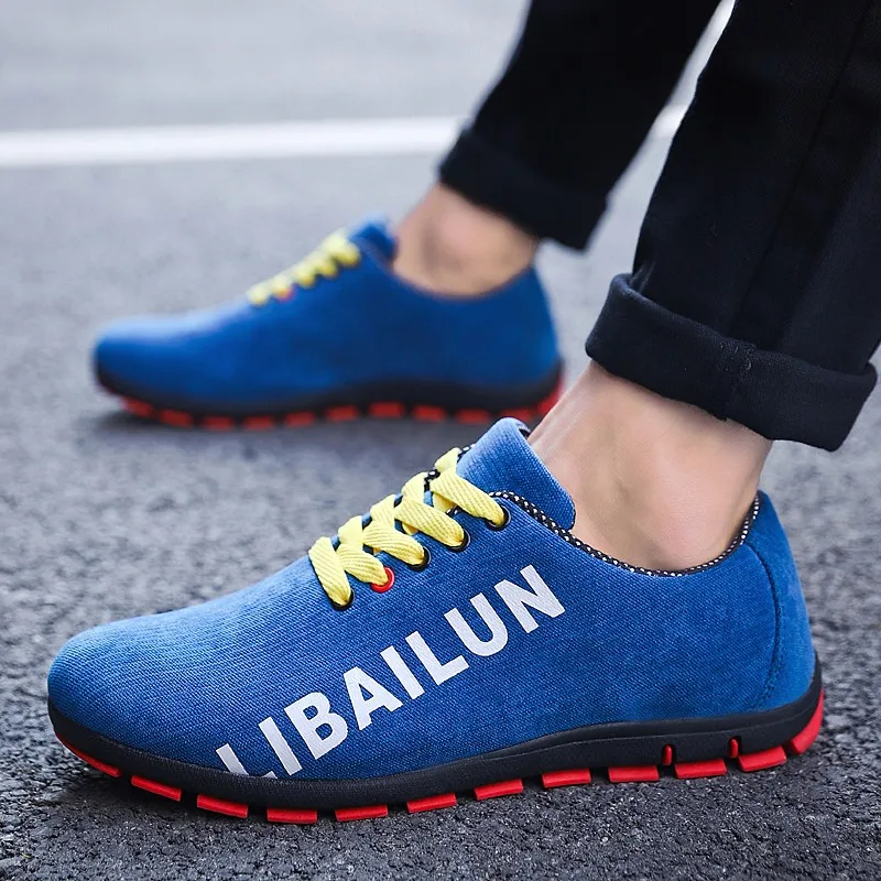 

2022 Spring And Summer New Men's Flat Casual Sports Men's Shoes Breathable Cloth Shoes Student Mesh Shoes Hollow Denim Sneakers