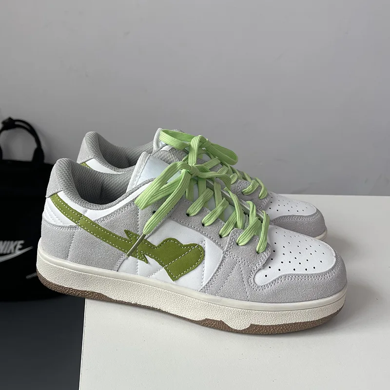 Board Shoes Woman Round Head Running Shoes Women Tenis Masculino Lace Up Sneakers Female Comfort Sport Shoes For Girls New