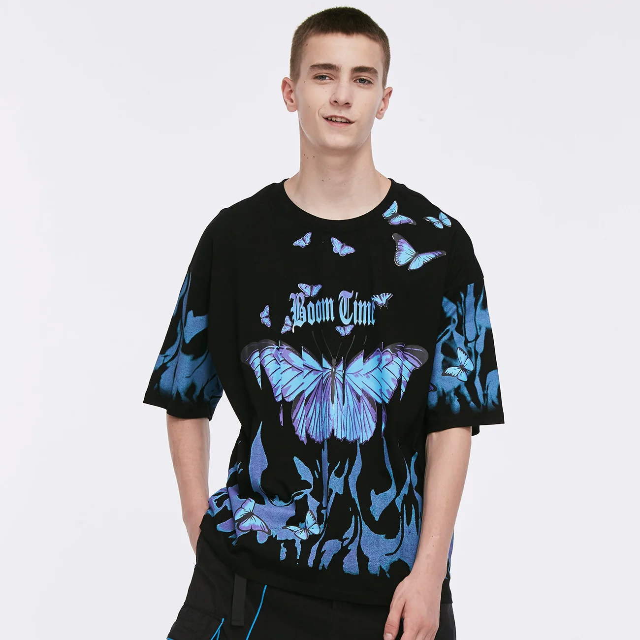 

Hop Hip Blue Flame Butterfly Printed T Shirt Men Harajuku Fashion Streetwear Short Sleeve Casual Cotton Tops Tees