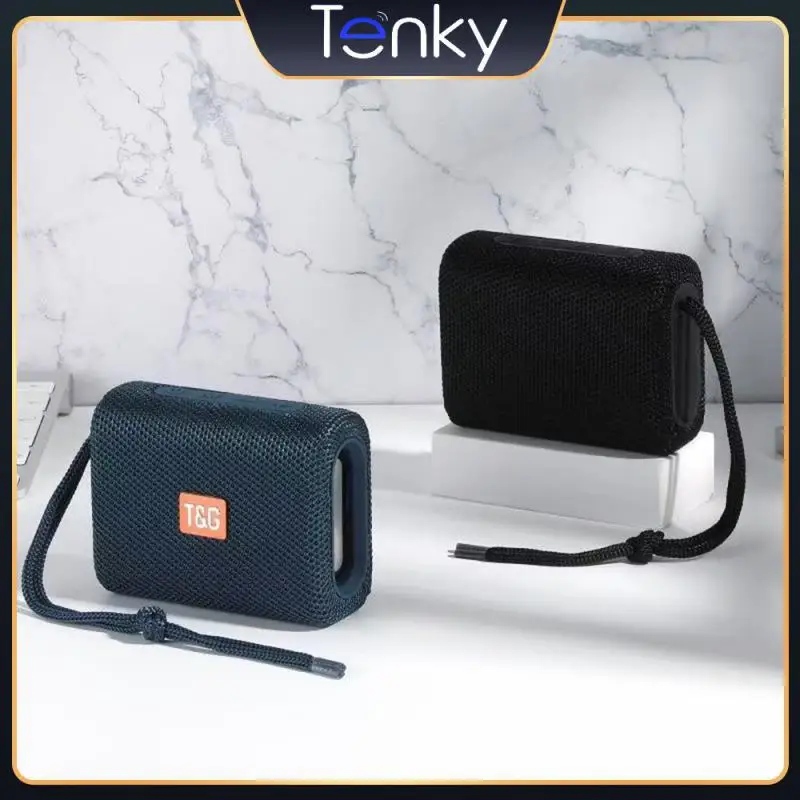 

Fabric Plastic High Speed Transmission Speaker Small And Exquisite Car Speaker Waterproof Splash Power Mode Usb Card