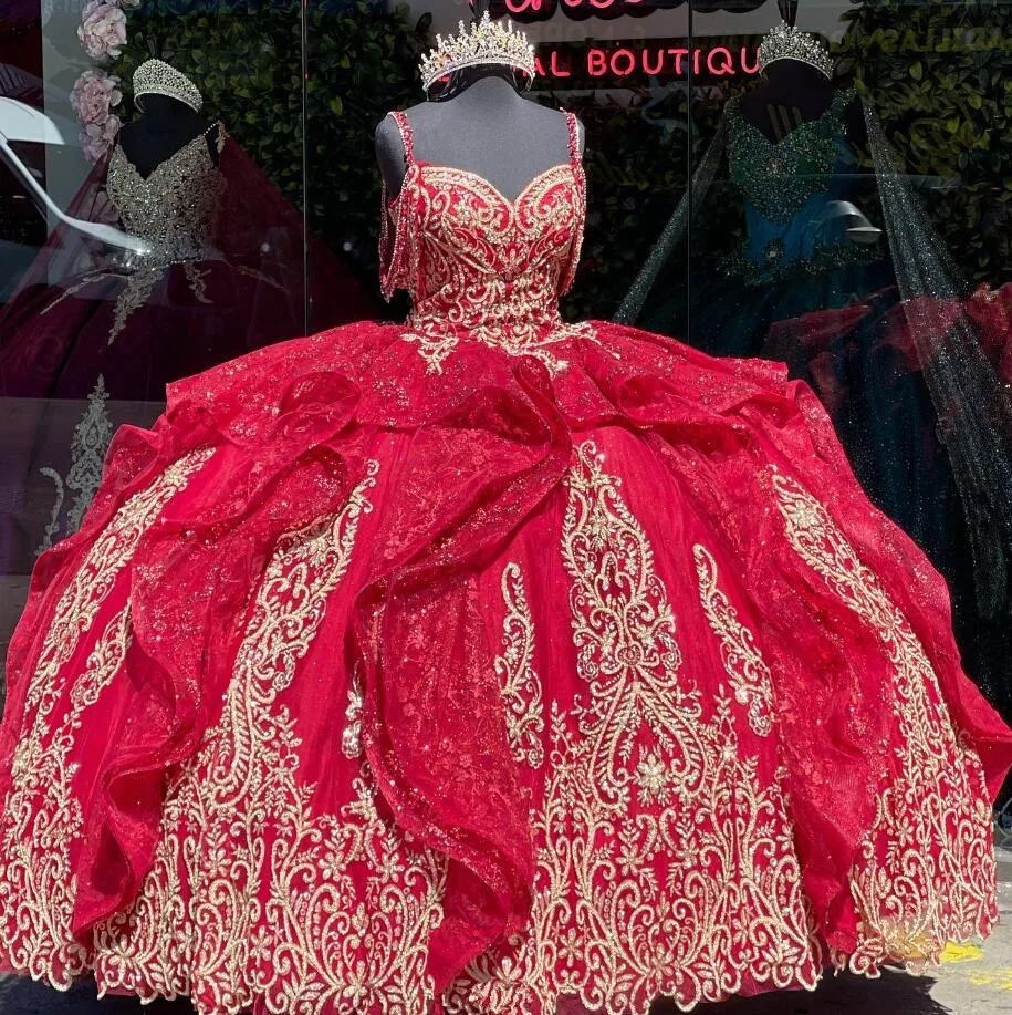 

Wine Red Ruffles Princess Quinceanera Dresses Spaghetti Sweetheart Lace Applique vestidos de quinceañeras 2024 prom