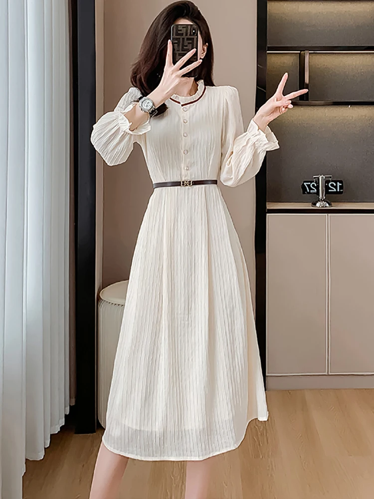 2024 белое платье миди с длинными рукавами и рюшами на воротнике женское