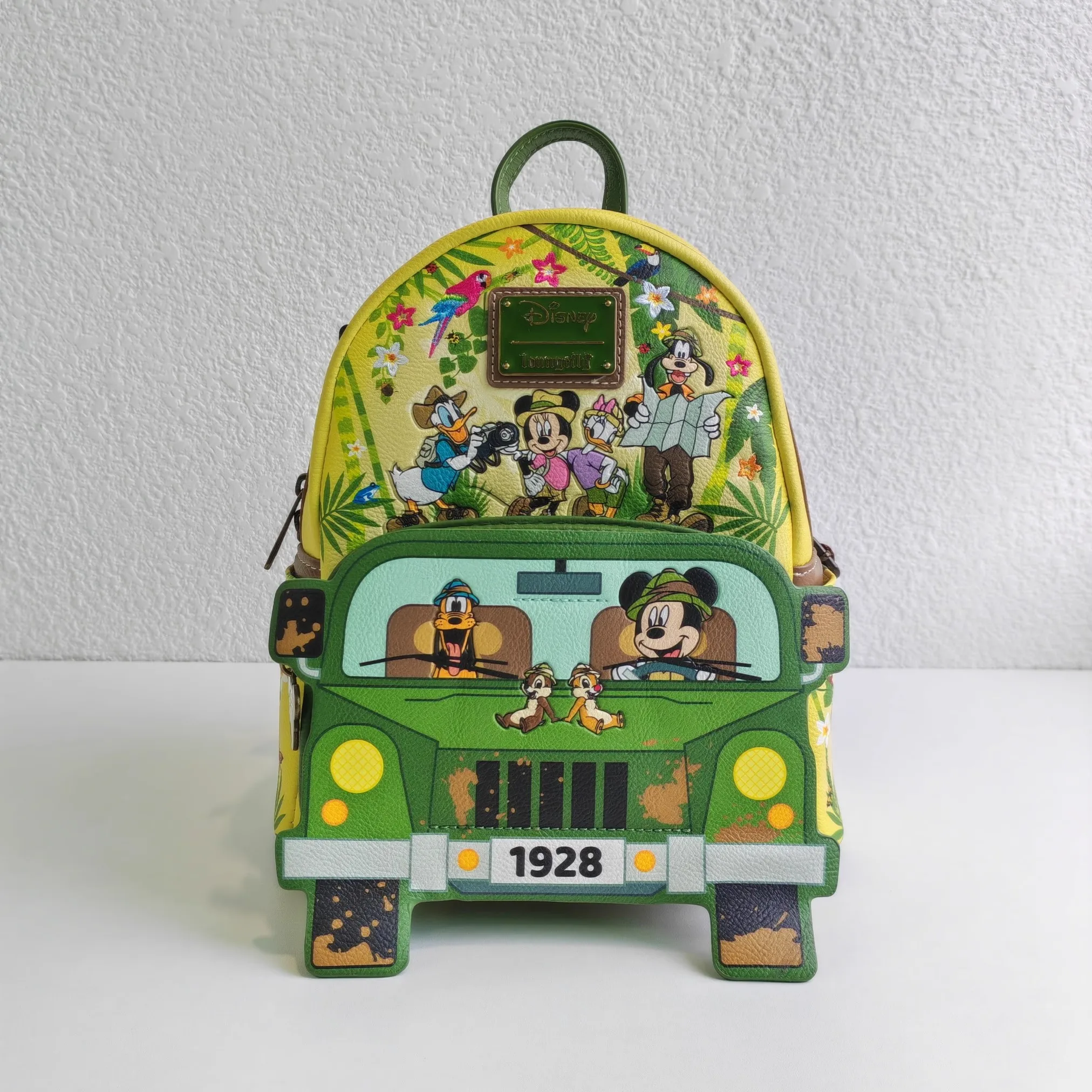 Рюкзак из мультфильма Холодное сердце и Микки Минни