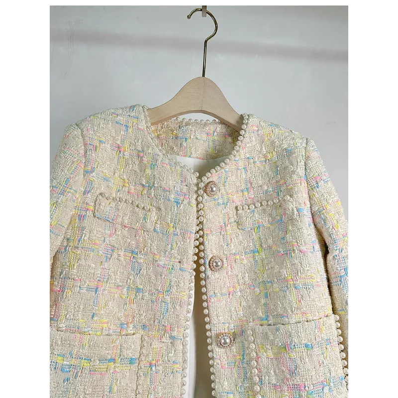 Рисунок 4 - Женское твидовое пальто