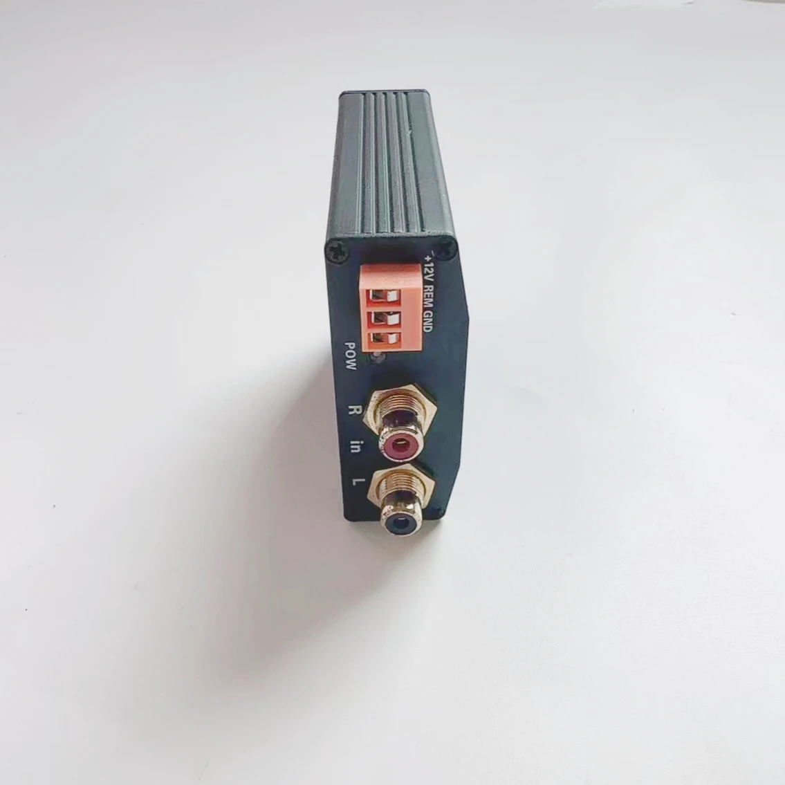 Аудио-Акустический шумоподавляющий сигнальный изолятор устраняет ток общий