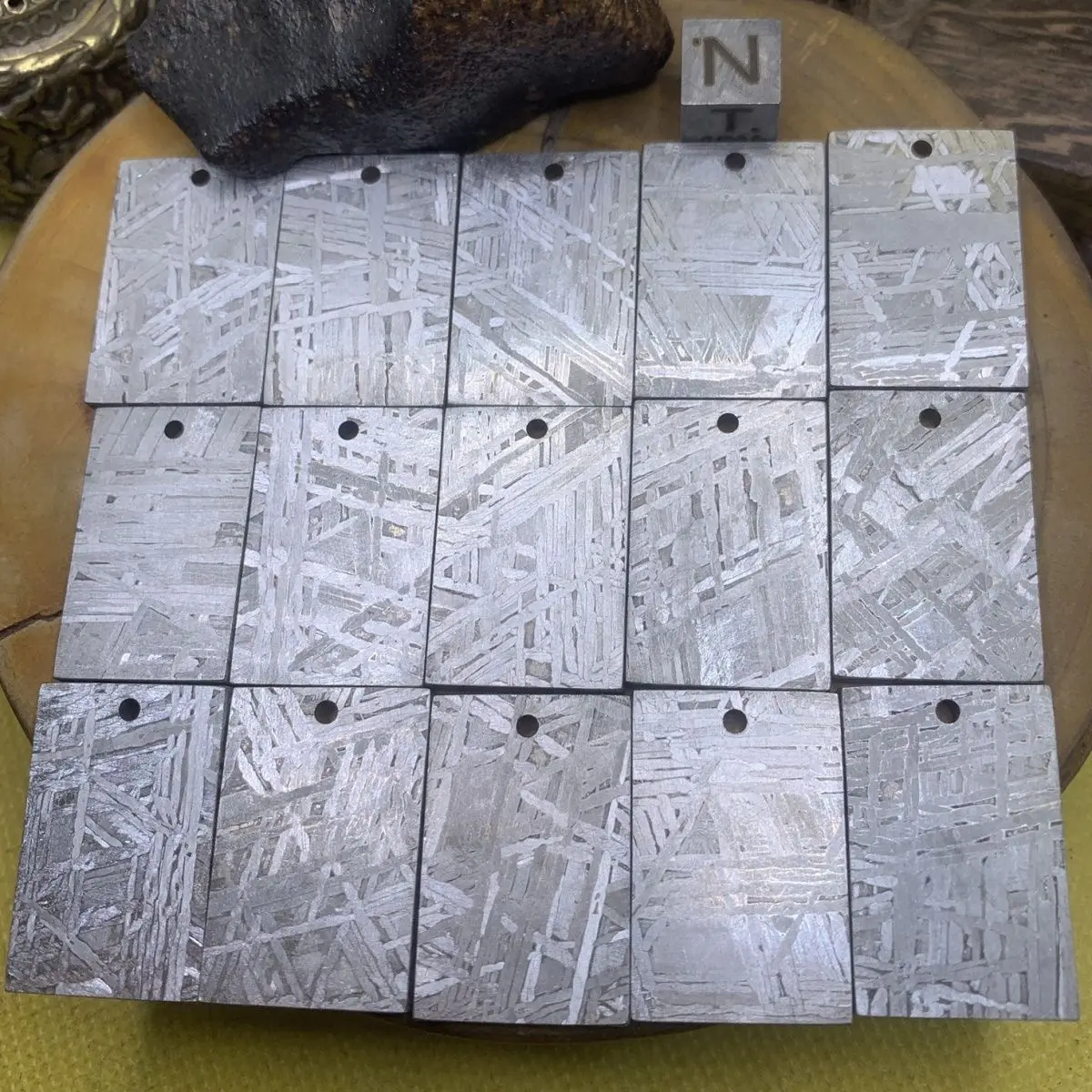 

Метеорит Муонионалуста подвеска