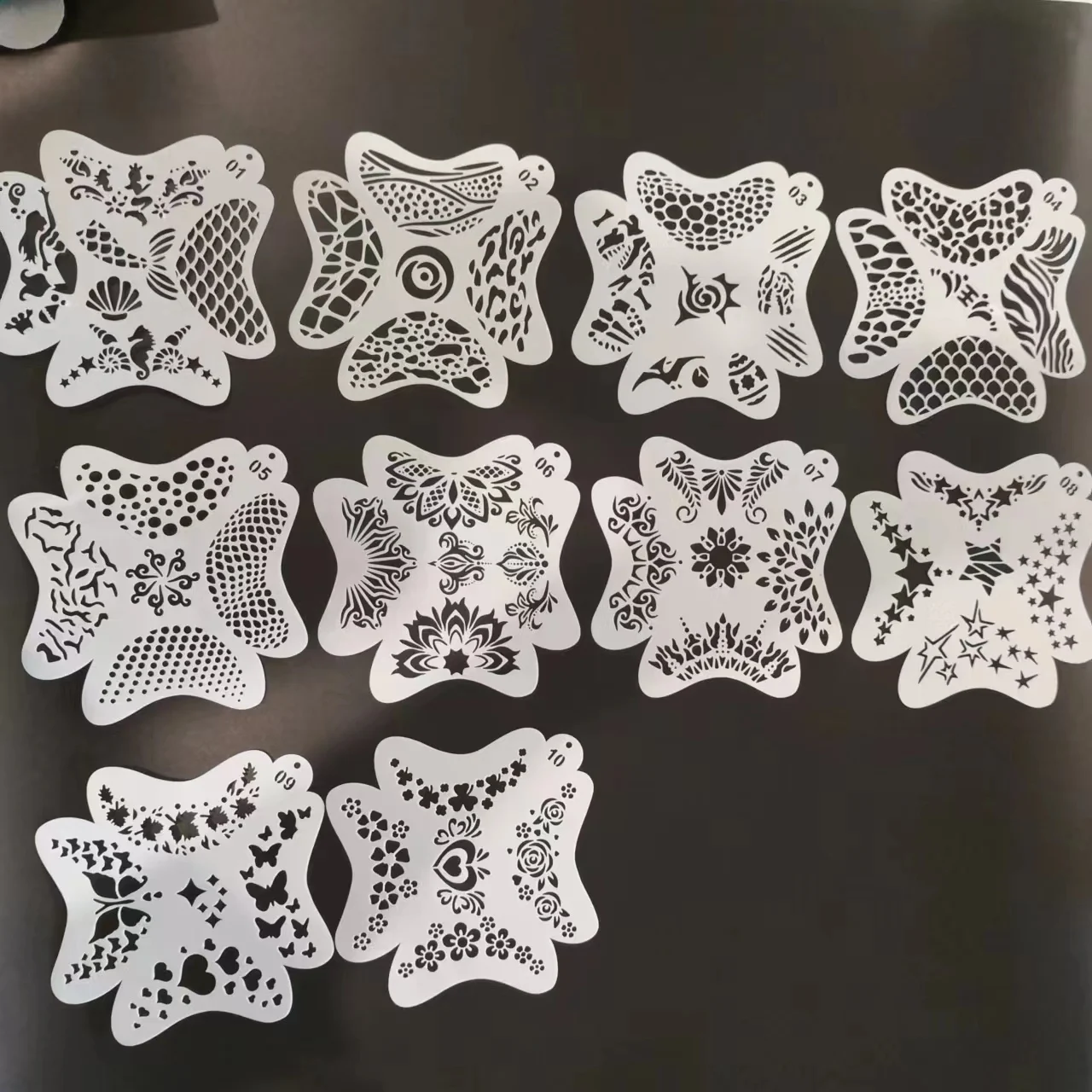 

10PCS Children Face Painting Stencils Washable Easily Use DIY Stencils Templates For Kids 13*13cm