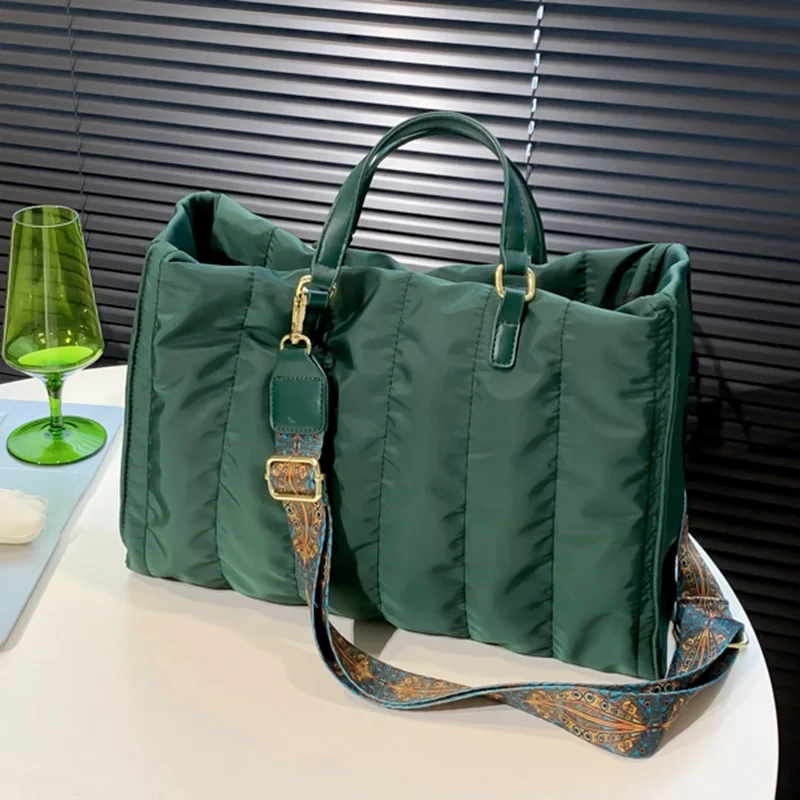 Brand Women Green Big Totes Padded Large Capacit Handbags Classic Nylon Down Cotton Shoulder Bags Designer Work Lady Shopper Bag