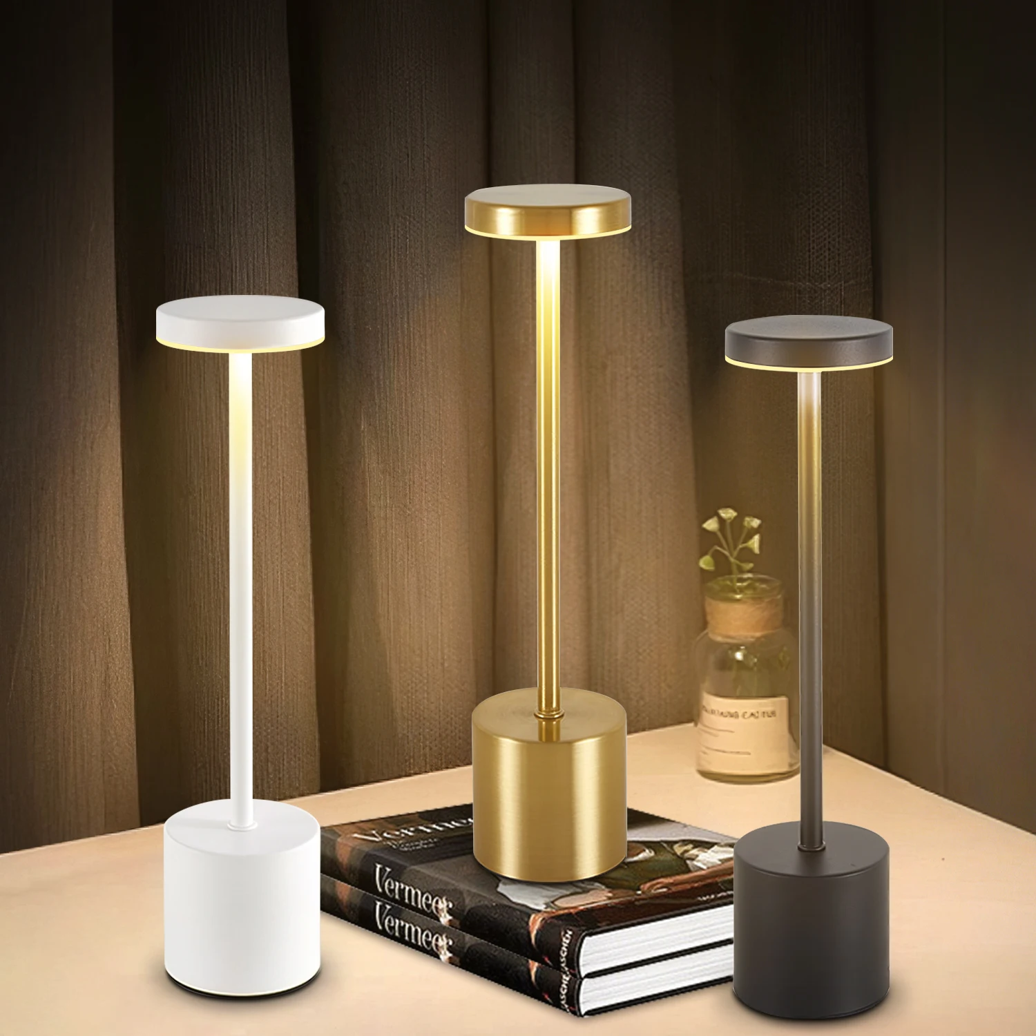 Сенсорное управление светодиодной настольной лампой с 3 цветами регулируемой