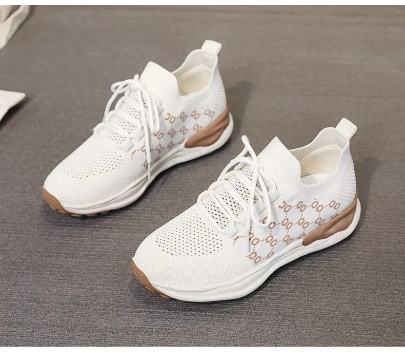

Breathable mesh walking shoes 2022 new lightweight non-slip casual sports running shoes