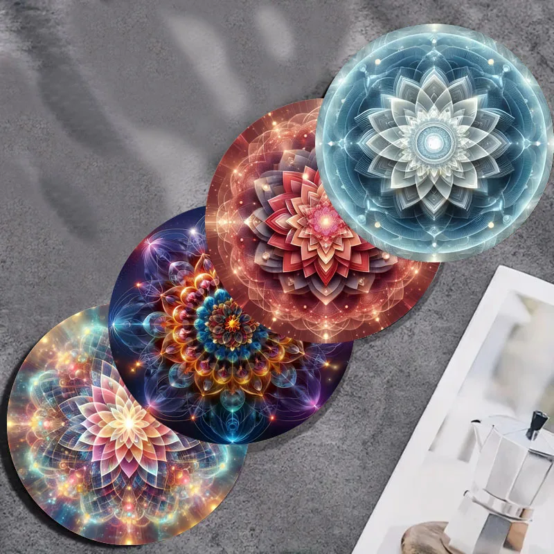 

Деревянные подставки под кружки с цветочными узорами