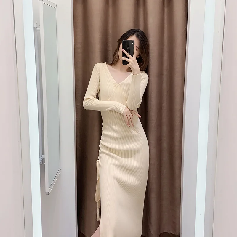 

Женское трикотажное платье с длинным рукавом, однотонное