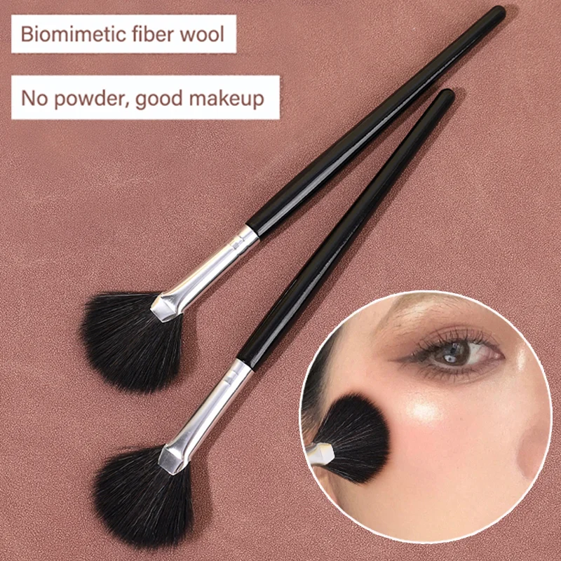 

Fan Shape Loose Powder Brush 1/2PCS Professional Soft Hair Wood Handle Highlighter Blush Makeup Brushes Facial Cosmetic Tools