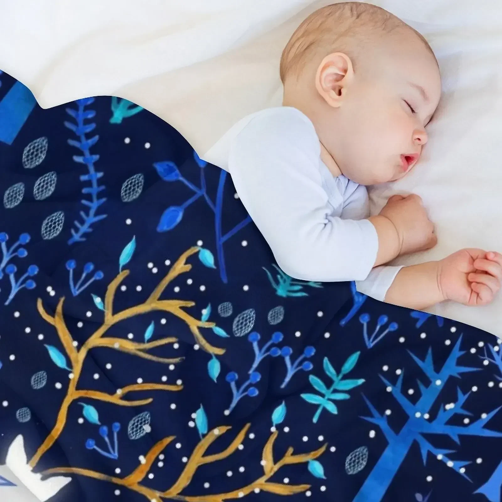 Оленький рог в синем декоративном одеяле теплые детские одеяла