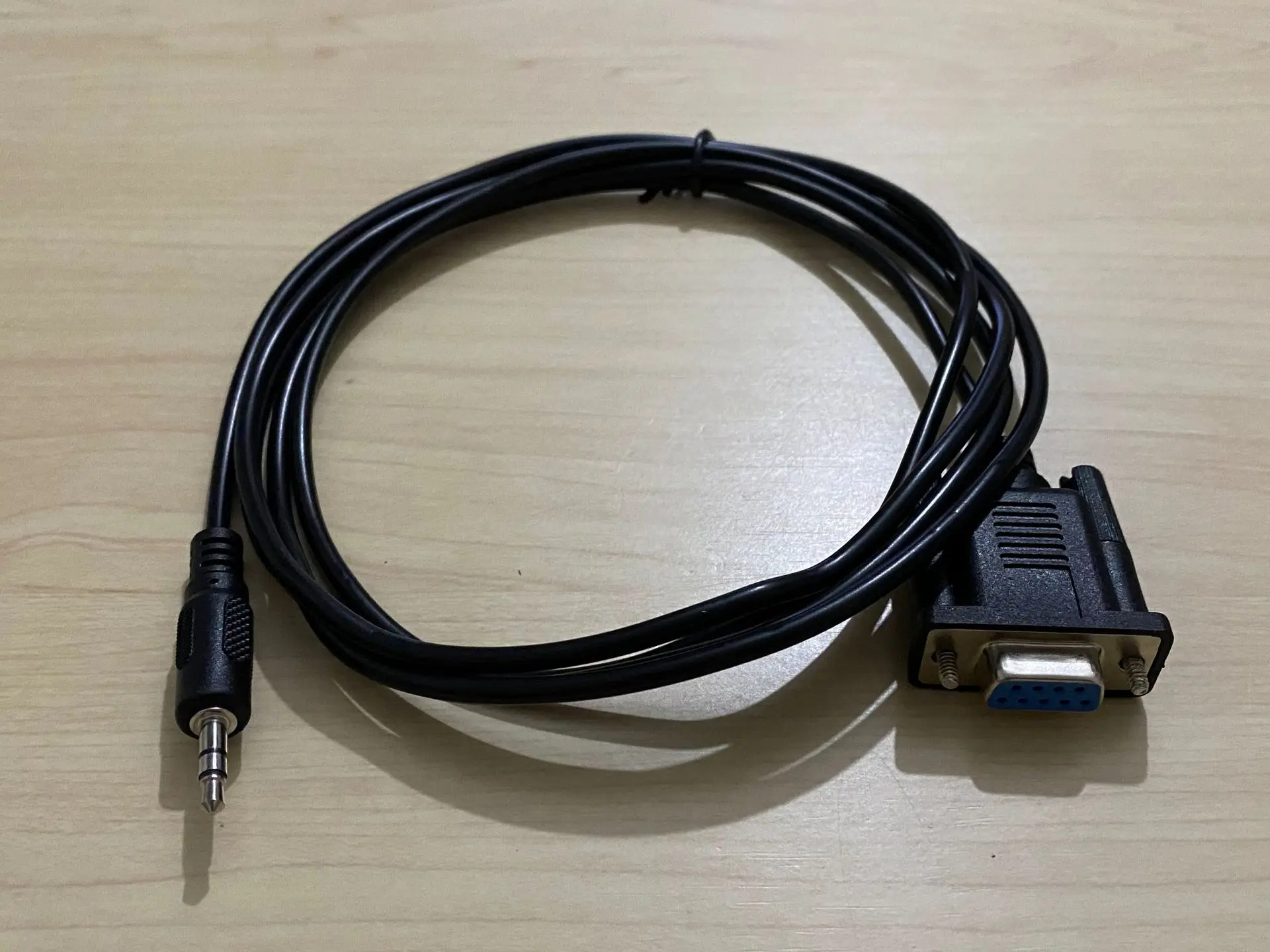 

Serial to audio cable DB9 female to 3.5mm audio head cable DC head 3P to RS232 cable 1.5 meters