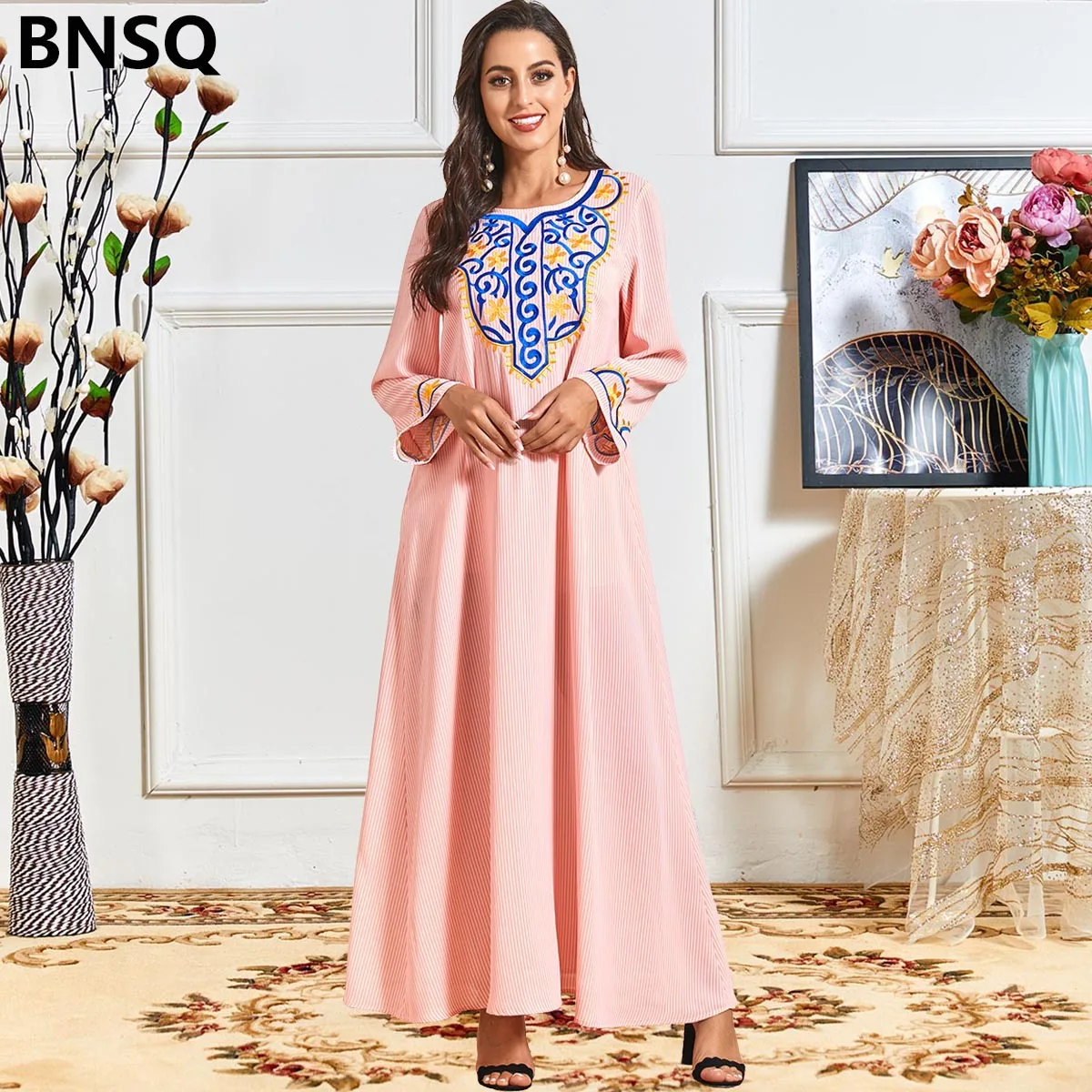 

Stripe Muslim Dress Turkey Abaya Women Embroidery O-Neck Long Dress Dubai Arabic Gown Islamic Kaftan Arabian Dress Pink
