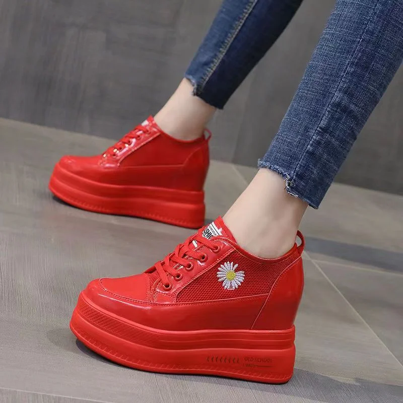 Internally-increased Women White Shoes 2023 New Thick Platform Ladies Casual Flats Mesh Breathable Student Walking Sports Shoes