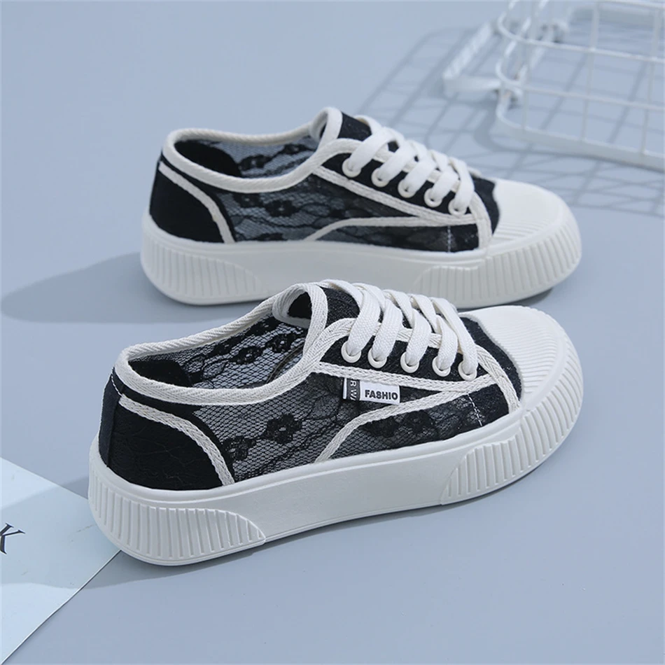 

2023 New Women's Sports Shoes Lightweight Comfortable Large Size Women's Shoes Outdoor Running Breathable Ladies Trendy Shoes