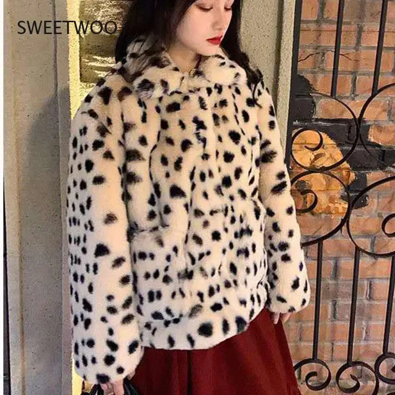 Leopard Short Furry Coats And Jacket Womens Winter 2022 Fashion Turn-Down Collar Plush Coat Woman Keep Warm Faux Fur Jackets
