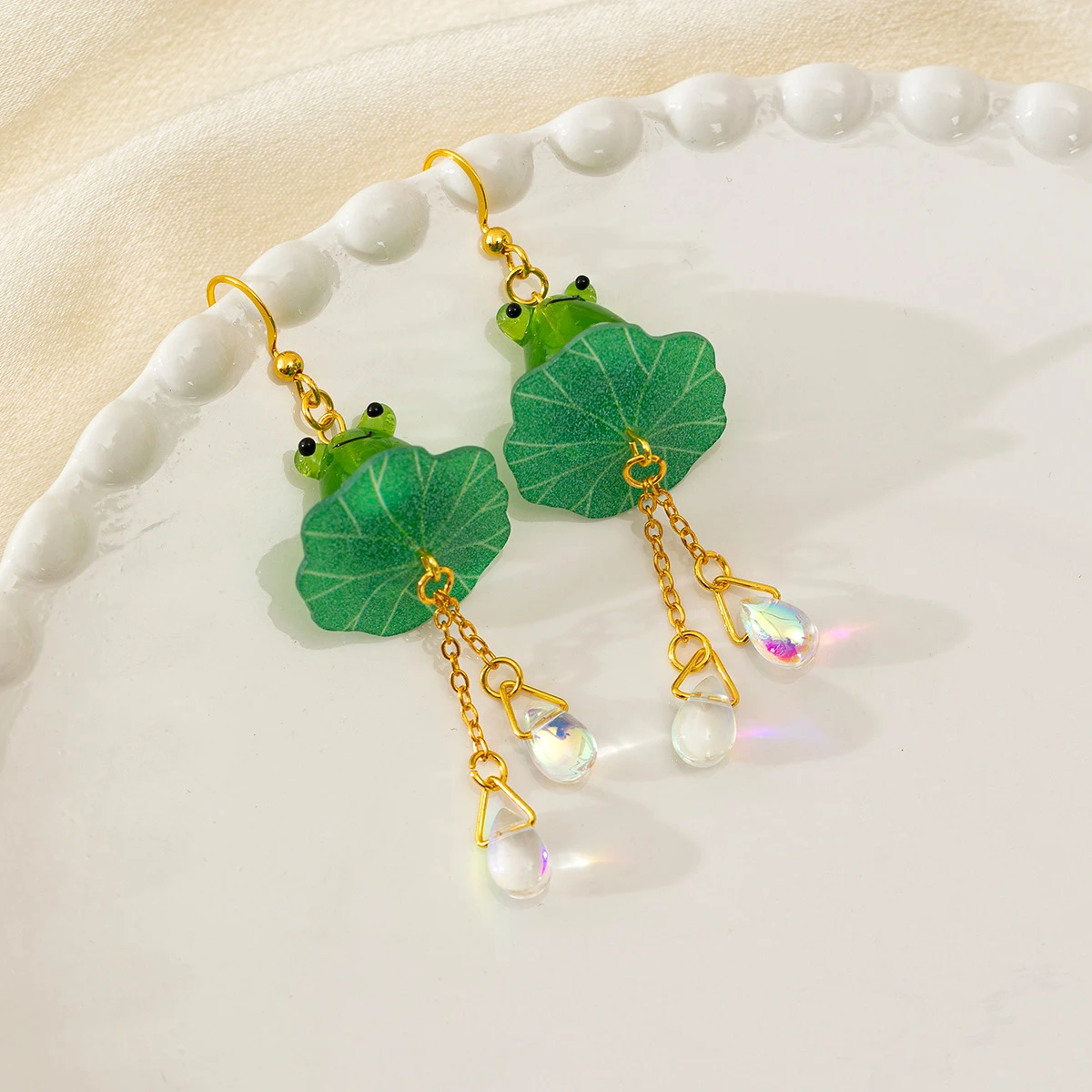 Стеклянные серьги-подвески в виде лягушки и цветочных лепестков