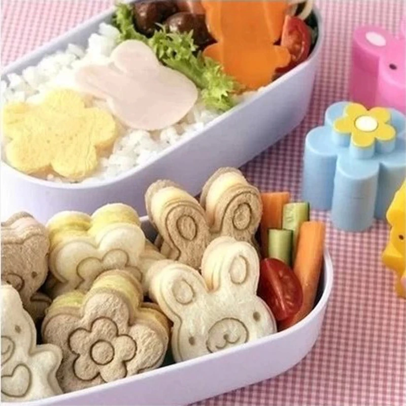 3pcs/set Bear Flower Rabbit Sandwich Mold Cutter Bread Biscuits Embossed Device Cake Tools Rice Balls Lunch Mould |