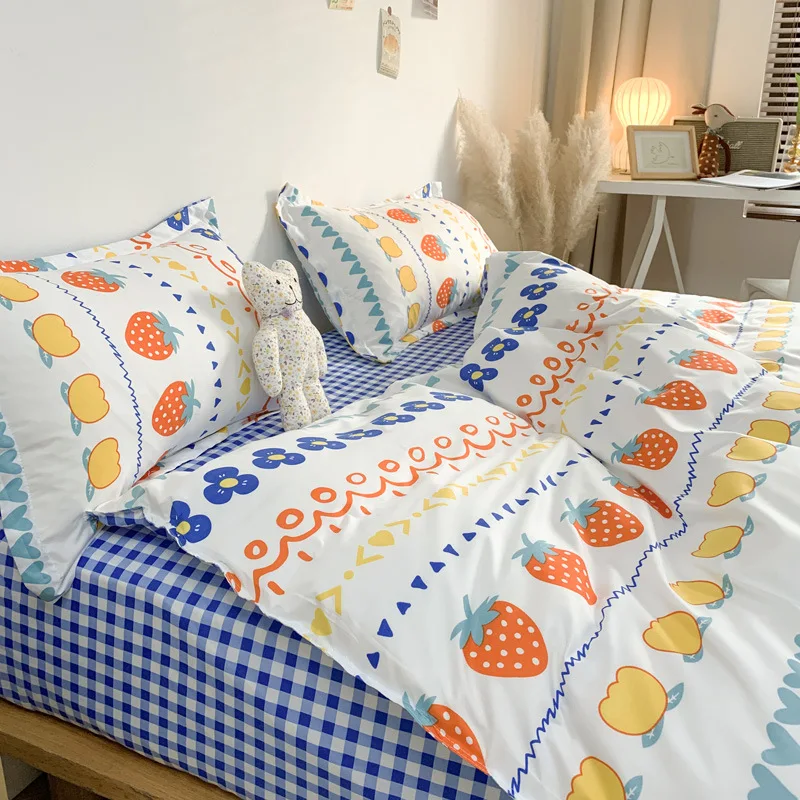 

Pink Fruit Strawberry Bedding Set Fashion Bed Cover Set Girls Lovely Gift Cartoon Beddings King Bed 220x240 Duvet Cover Bedsheet