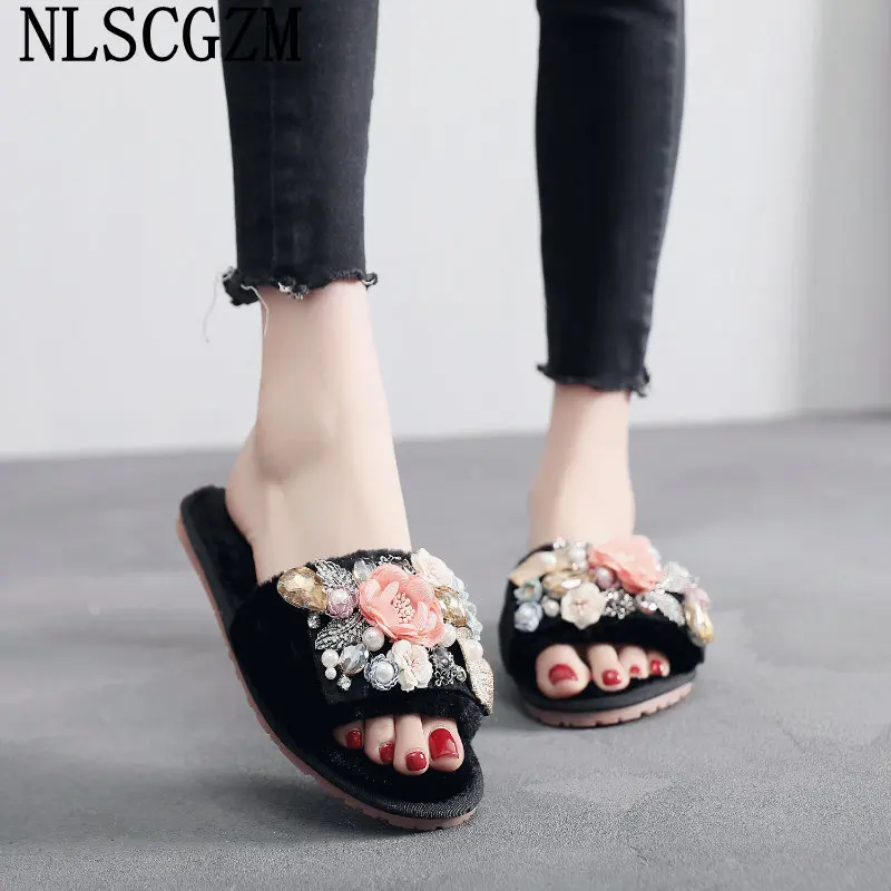 

Slippers Women Luxury CRYSTAL Ladies Shoes Fur Slippers Women Warm Shoes Slippers Women Winter Flowers комнатные тапки женские