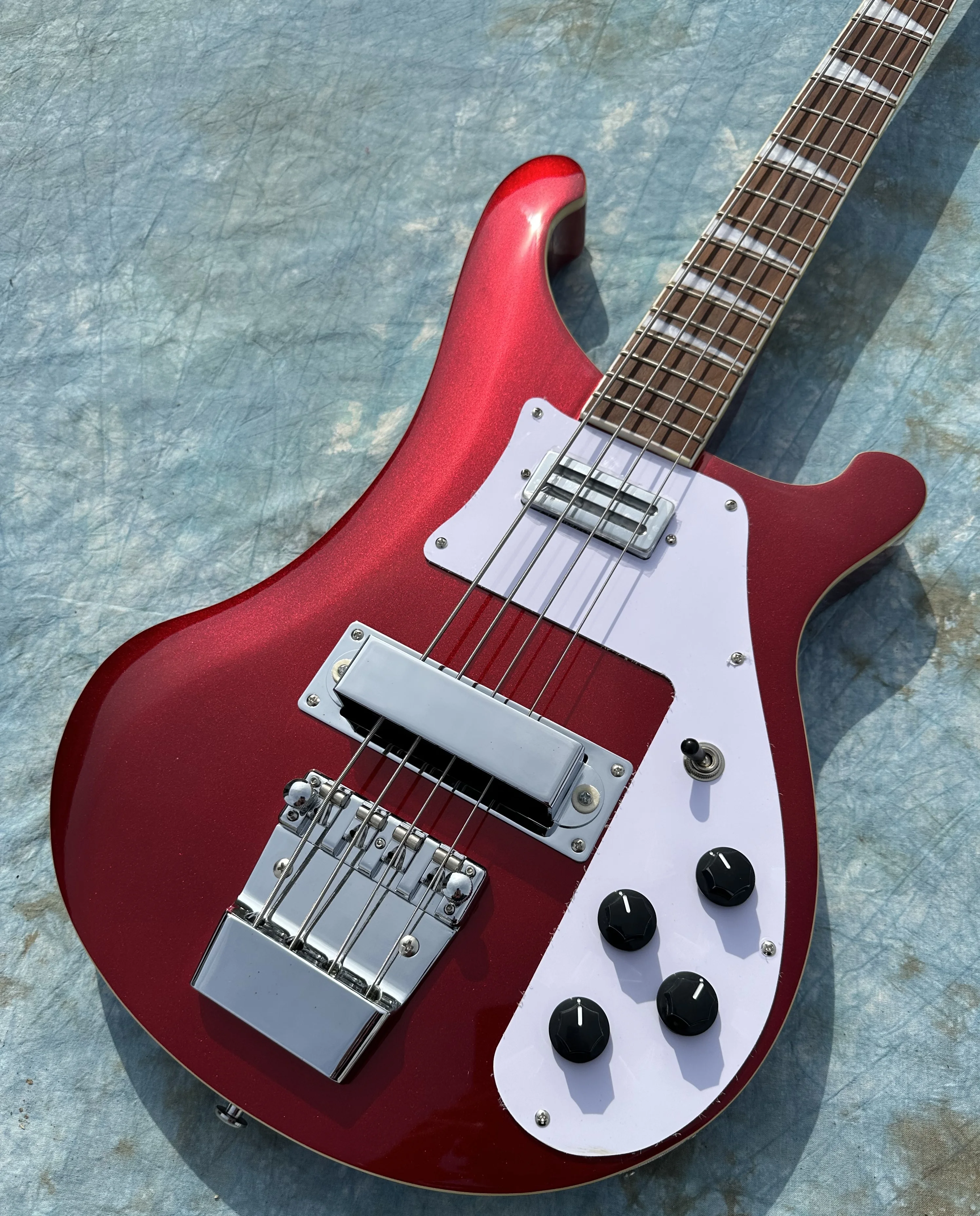 Ricken 4003 бас-гитара