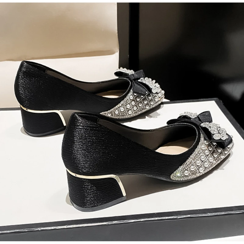 Big Size 35-43 Women Pumps 5cm Med Heel Square Toe Lady Shoes Pearls Diamonds Bowknot Design Wedding Party Fashion Shoes 628-3