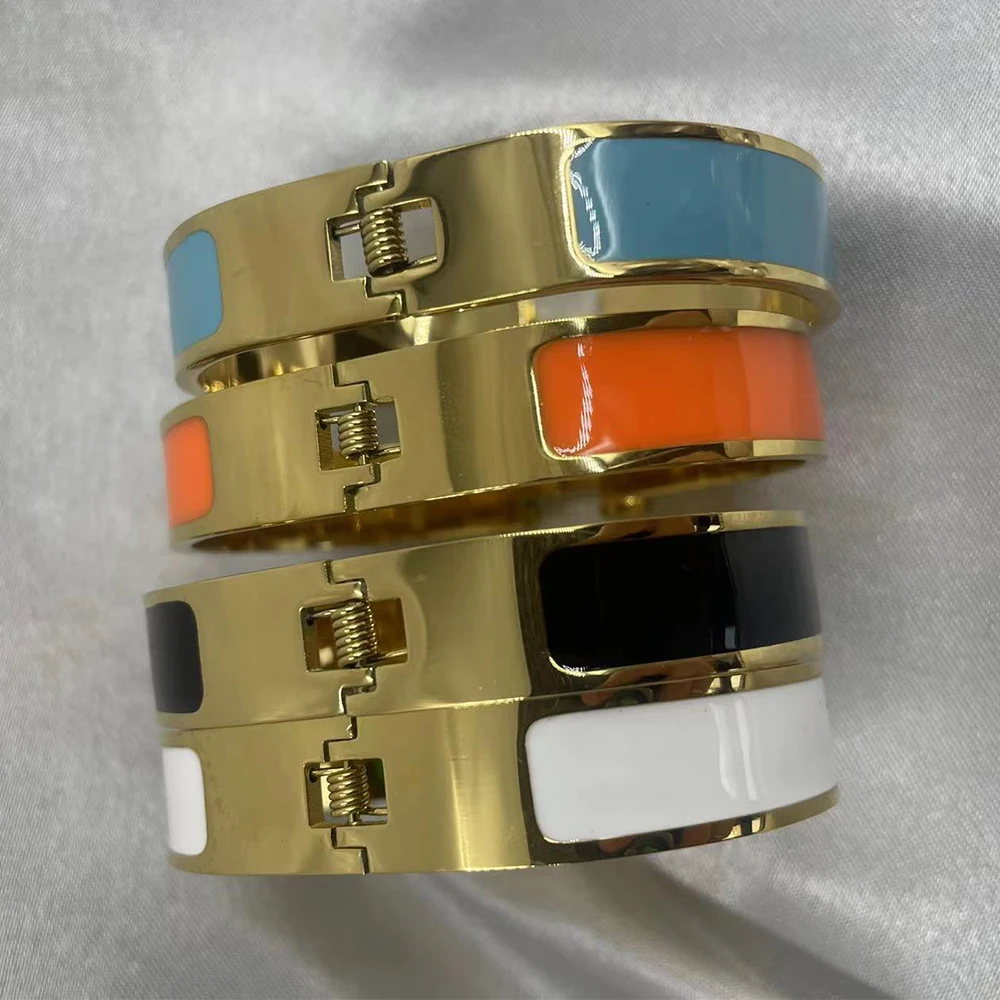 

Мужские и женские браслеты из нержавеющей стали