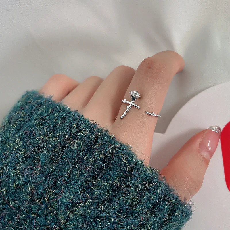 

Punk Gothic Thorns Rings for Women Silver Color Rose Flower Open Adjustable Ring Wedding Engagement Party Vintage Jewelry Gifts
