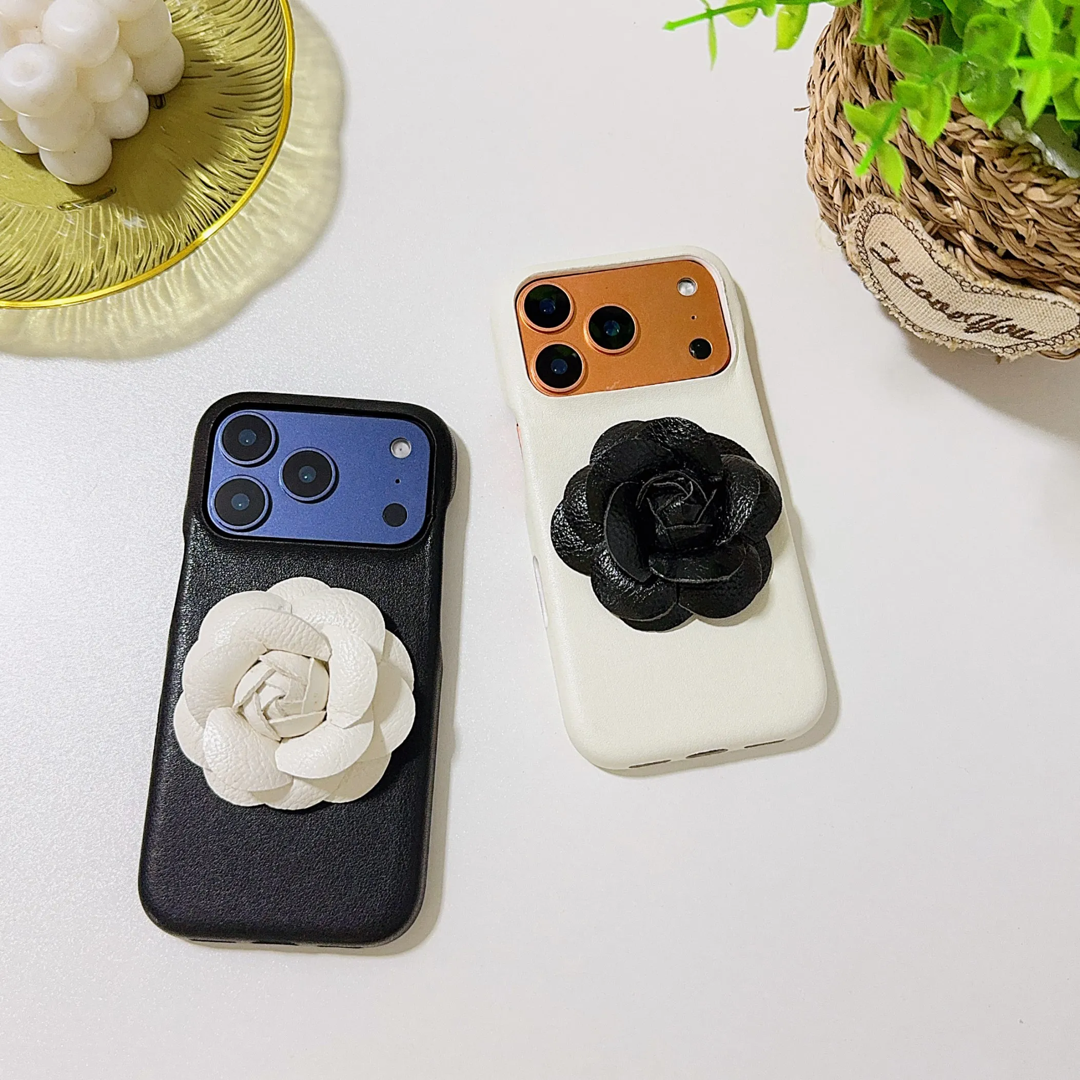 Фото Модный чехол из искусственной замши с цветочным узором для iPhone 17, 16, 15, 14, 13 Pro MAX, жесткий противоударный чехол-накладка №2