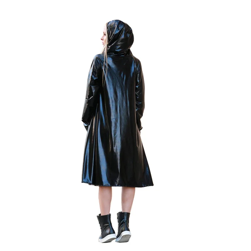 Элегантное сексуальное блестящее платье-накидка с металлическим блеском