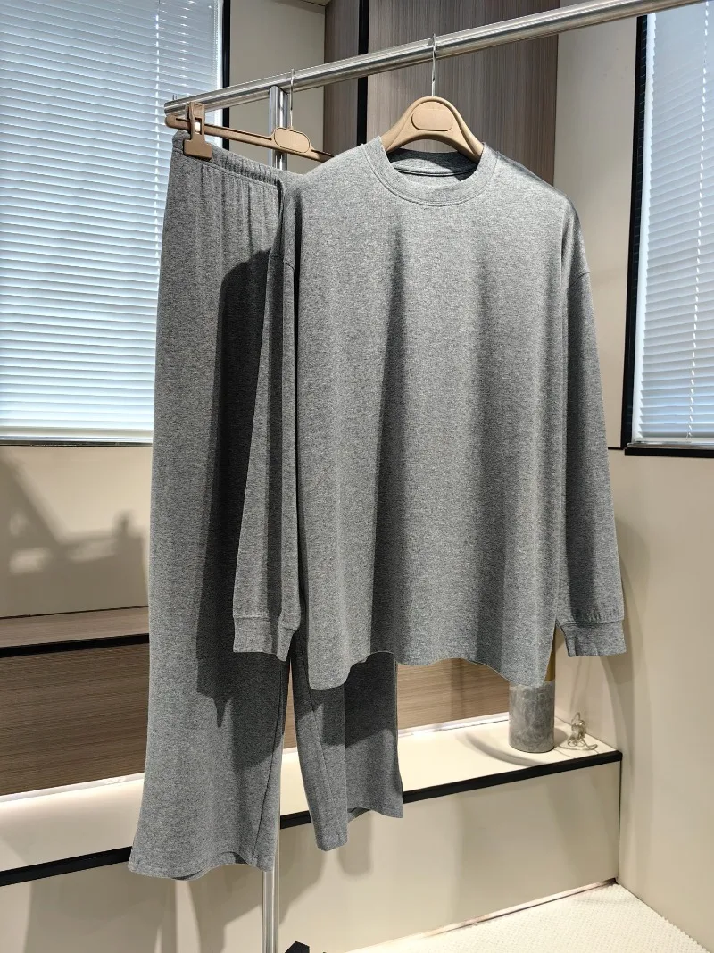 Женский классический костюм из брюк и топа на пуговицах