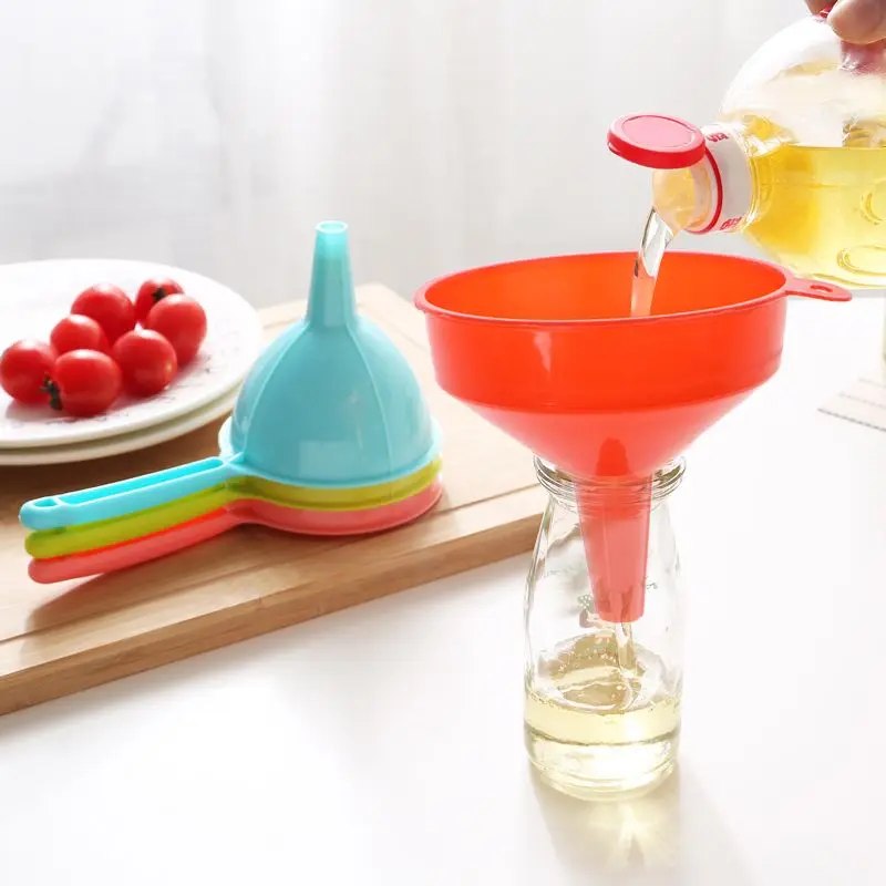 

Plastic Filling Funnel Spout Pour Oil Tool Petrol Diesel Car Styling For Car Motorcycle Vehicle 85DF