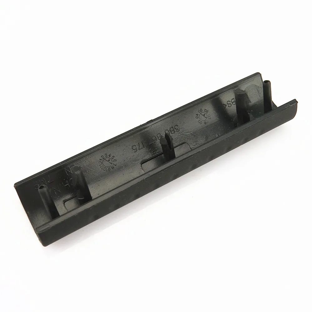 Накладка на дверную ручку VW Bora Golf MK 4 Passat B5 1998-2005 3B0 867 175